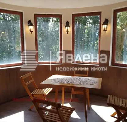 Photo 4 — House in област София, Svoge