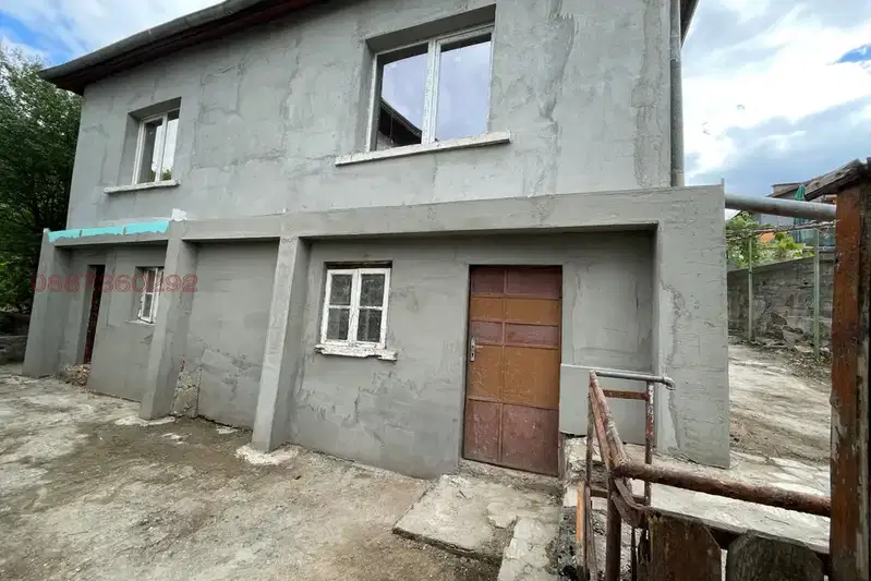 House in Sofia, Svoge
