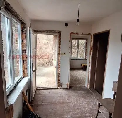 Photo 5 — House in област София, Lukovo