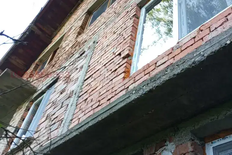 House in област София, Lukovo