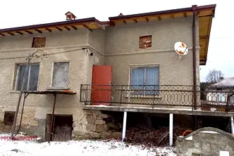 Къща в София, с. Рельово