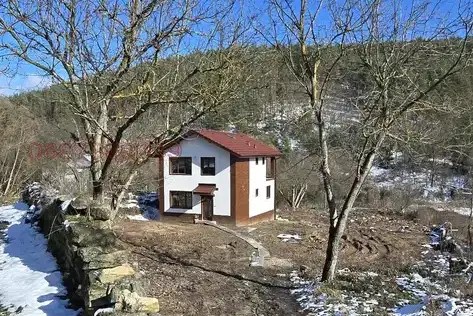 House in област София, Venkovec