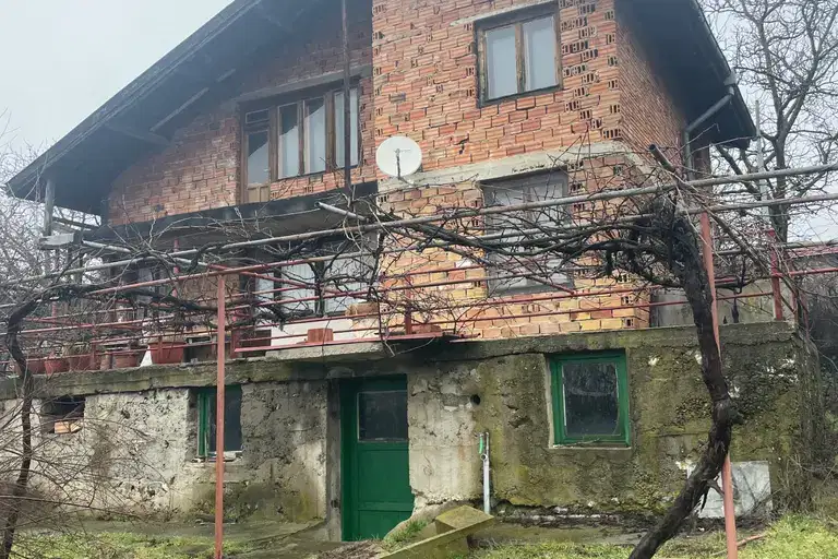 Къща в Стара Загора, с. Змейово