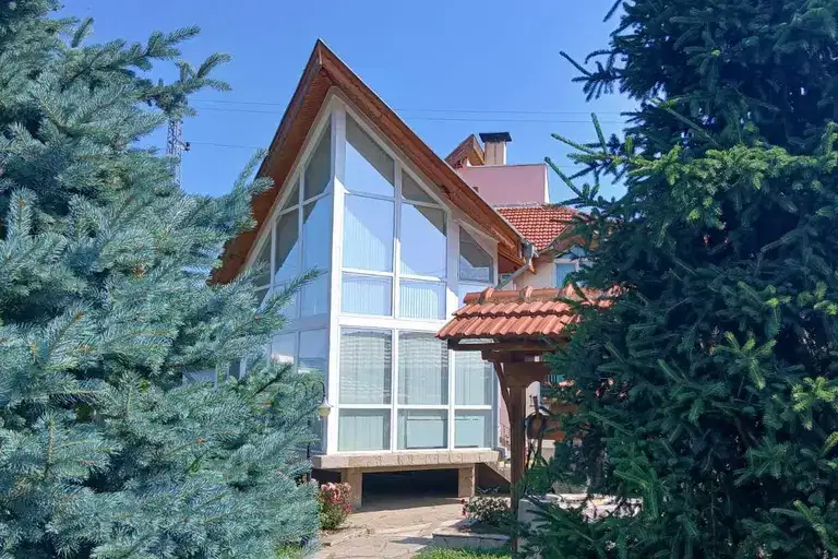 House in Oblast Tyrgovishte, Medovina