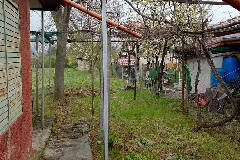 House in Oblast Tyrgovishte, Razboina