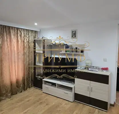 Photo 4 — House in Oblast Varna, Provadiya