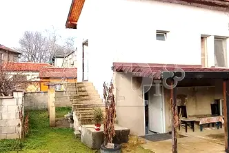 Къща във Варна, Провадия