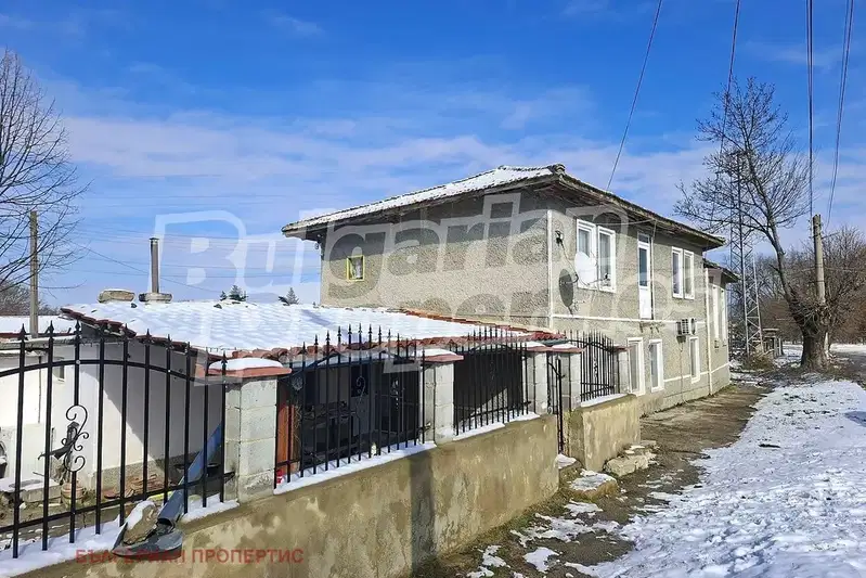 Къща във Варна, с. Бозвелийско