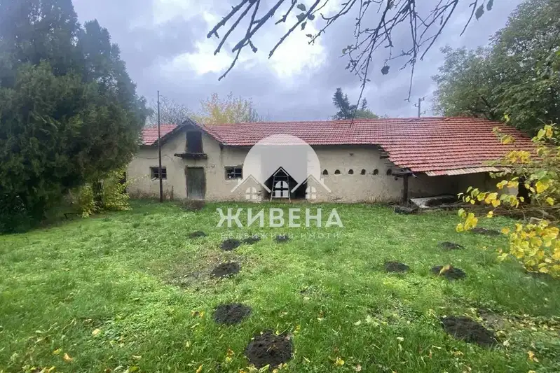 Къща във Варна, с. Царевци