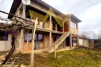 Къща във Варна, с. Николаевка