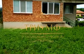 Къща във Варна, с. Партизани
