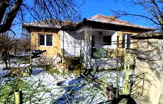 Къща във Варна, с. Разделна