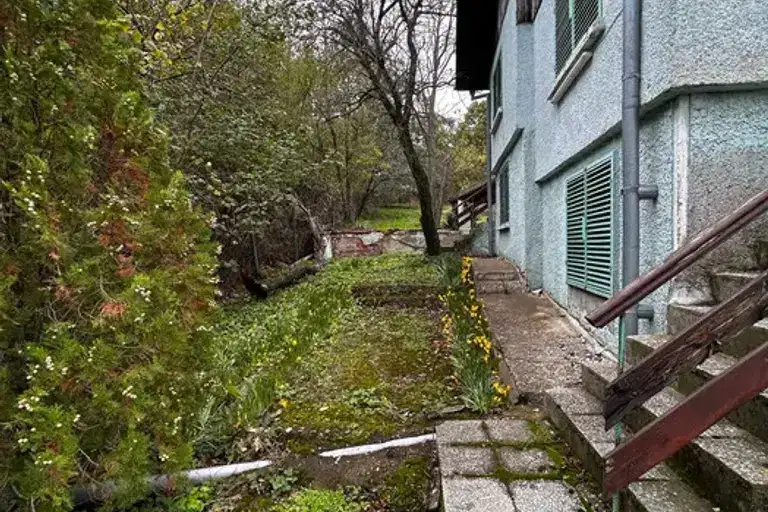 Къща във Варна, с. Шкорпиловци