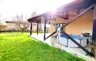 Къща във Варна, с. Средно село