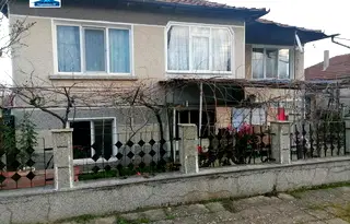 Къща във Варна, с. Старо Оряхово