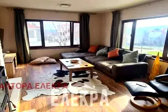 Къща във Варна, с. Юнец