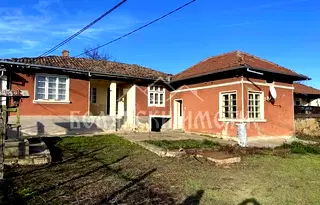 Къща във Велико Търново, Долна Оряховица