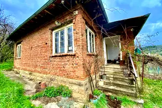 Къща във Велико Търново, Елена