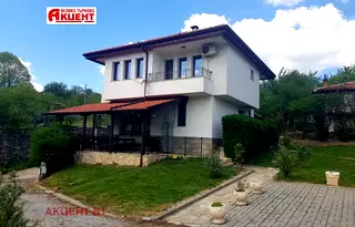 Къща във Велико Търново, Елена