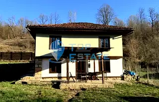 Къща във Велико Търново, Елена