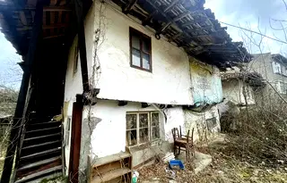 Къща във Велико Търново, Елена