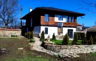 Къща във Велико Търново, с. Церова кория