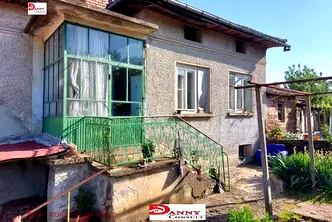 Къща във Велико Търново, с. Димча