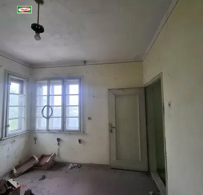 Photo 5 — House in Veliko Tyrnovo, Draganovo