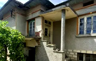 Къща във Велико Търново, с. Драганово