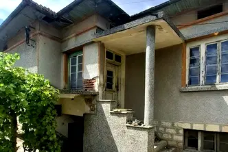 Къща във Велико Търново, с. Драганово