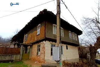Къща във Велико Търново, с. Драгижево