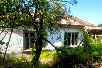 Къща във Велико Търново, с. Дъскот