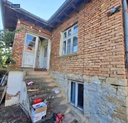 Снимка 4 — Къща във Велико Търново, с. Коевци