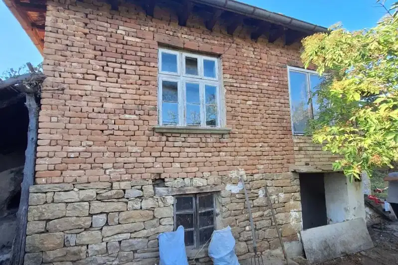 House in Oblast Veliko Tyrnovo, Koevci