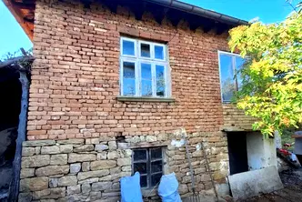 Къща във Велико Търново, с. Коевци