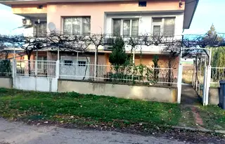 Къща във Велико Търново, с. Мирово