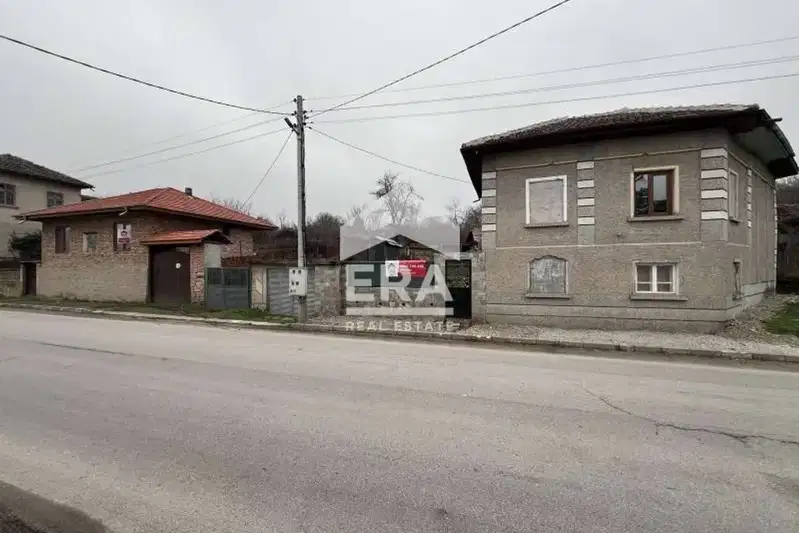 House in Oblast Veliko Tyrnovo, Nikolaevo