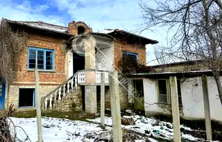 Къща във Велико Търново, с. Обединение