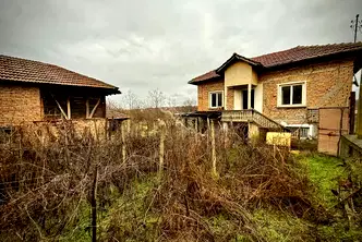 Къща във Велико Търново, с. Овча могила