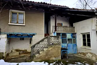Къща във Велико Търново, с. Пчелище