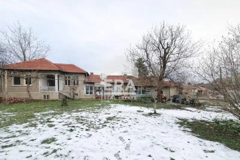 House in Oblast Veliko Tyrnovo, Polikraishte