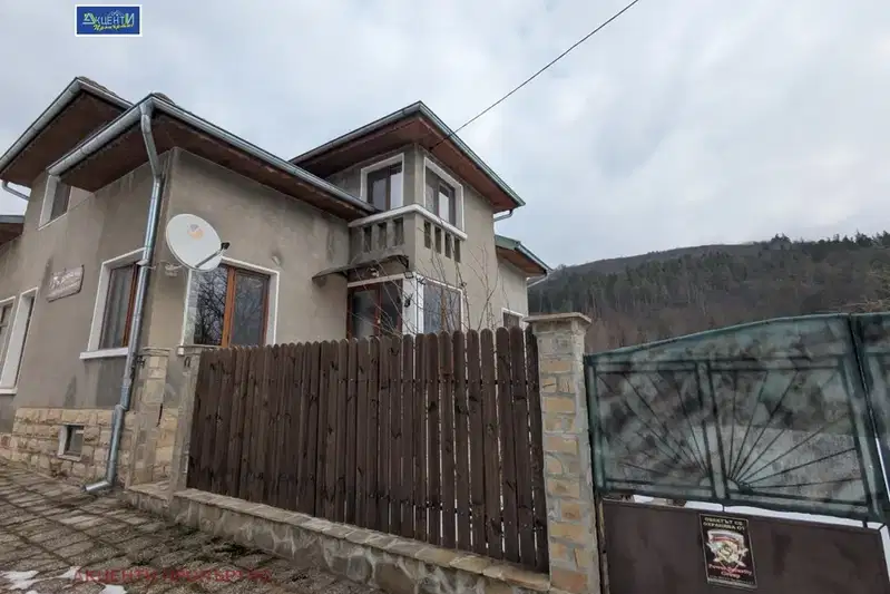 House in Oblast Veliko Tyrnovo, с. Тодювци