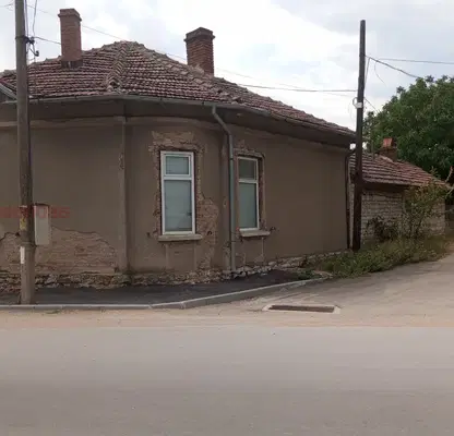 Снимка 3 — Къща във Видин, с. Орешец