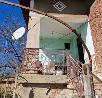 Снимка 4 — Къща във Враца, с. Борован