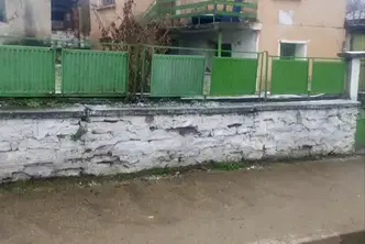 Къща във Враца, с. Девене