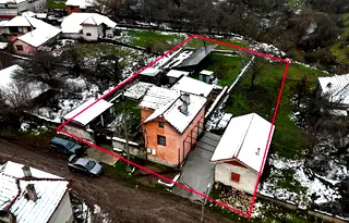 Къща във Враца, с. Камено поле