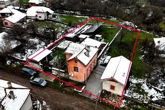 Къща във Враца, с. Камено поле