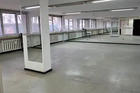 Shop in Sofiya, Belite Brezi