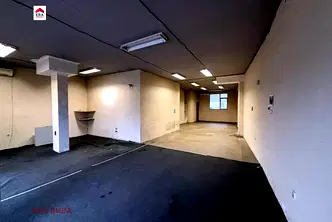 Магазин в София, Център