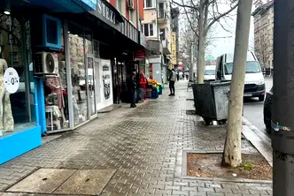 Магазин в София, Център